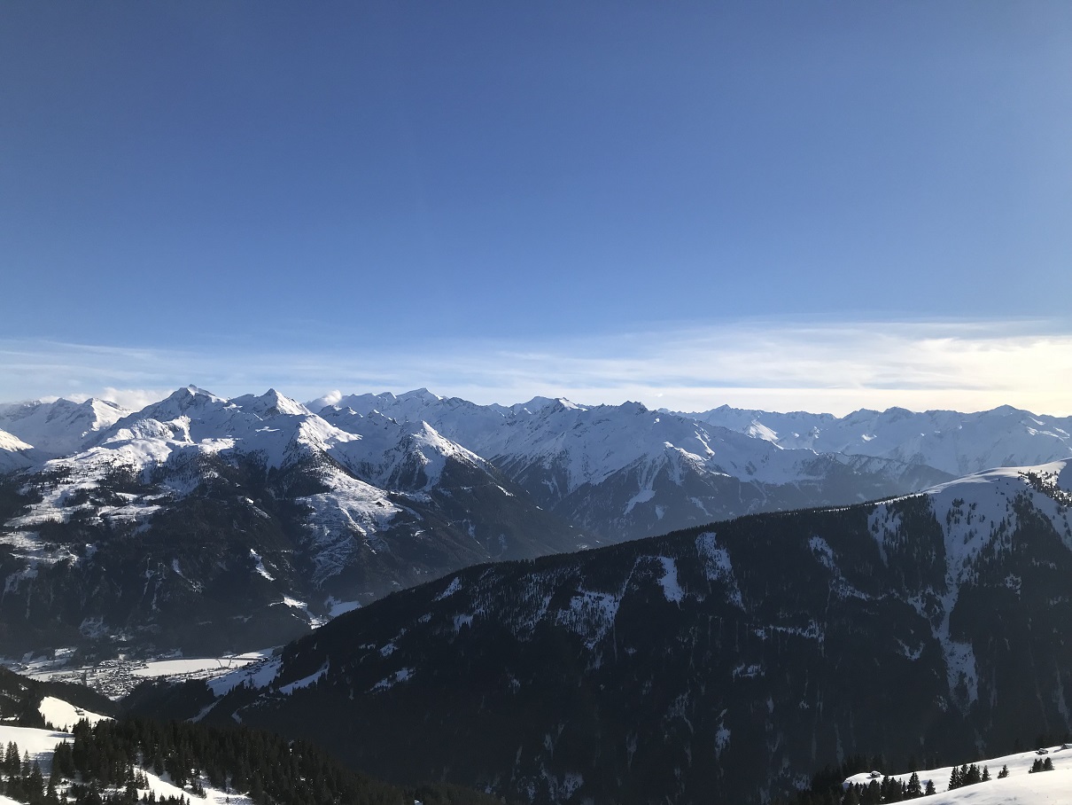 Männer unter der Sonne Kitzbühels